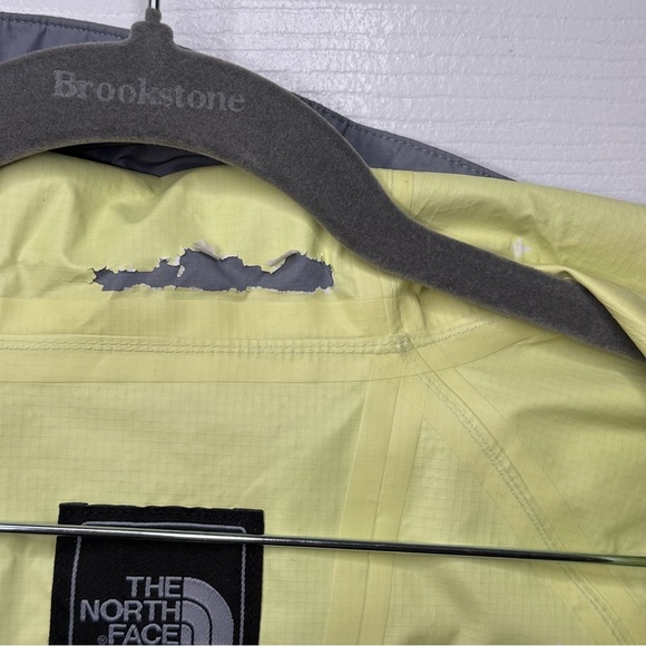 The North Face Women's Gray and Green Rain Wind Outdoor Jacket Size Small GUC - Picture 7 of 8